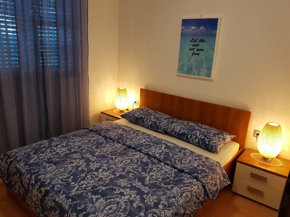 Evamaria Apartments Пореч Екстериор снимка